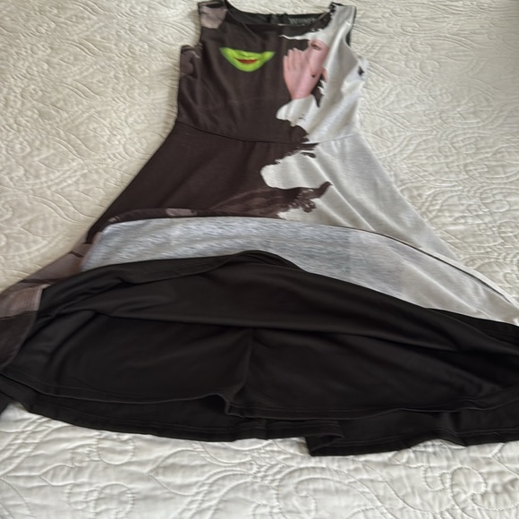 Wicked Broadway bought dress! XXS - Picture 5 of 5